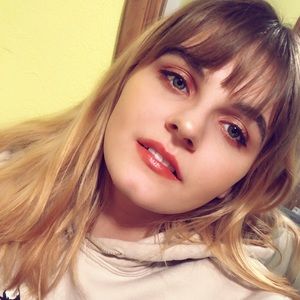 Meet your Posher, Kat